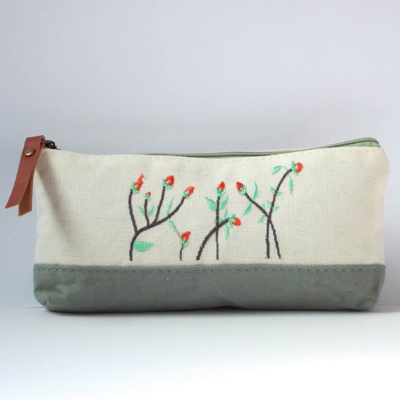 Hand Embroidery Kit Floral Pencil Case Zip Pencil Pouch 